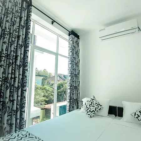Roabaa Guesthouse Batticaloa Room photo